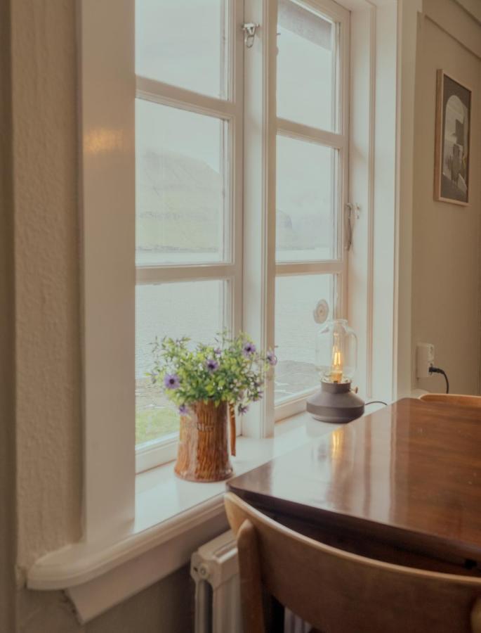 Authentic Faroese House / Unique Location / Nature Hellurnar Экстерьер фото
