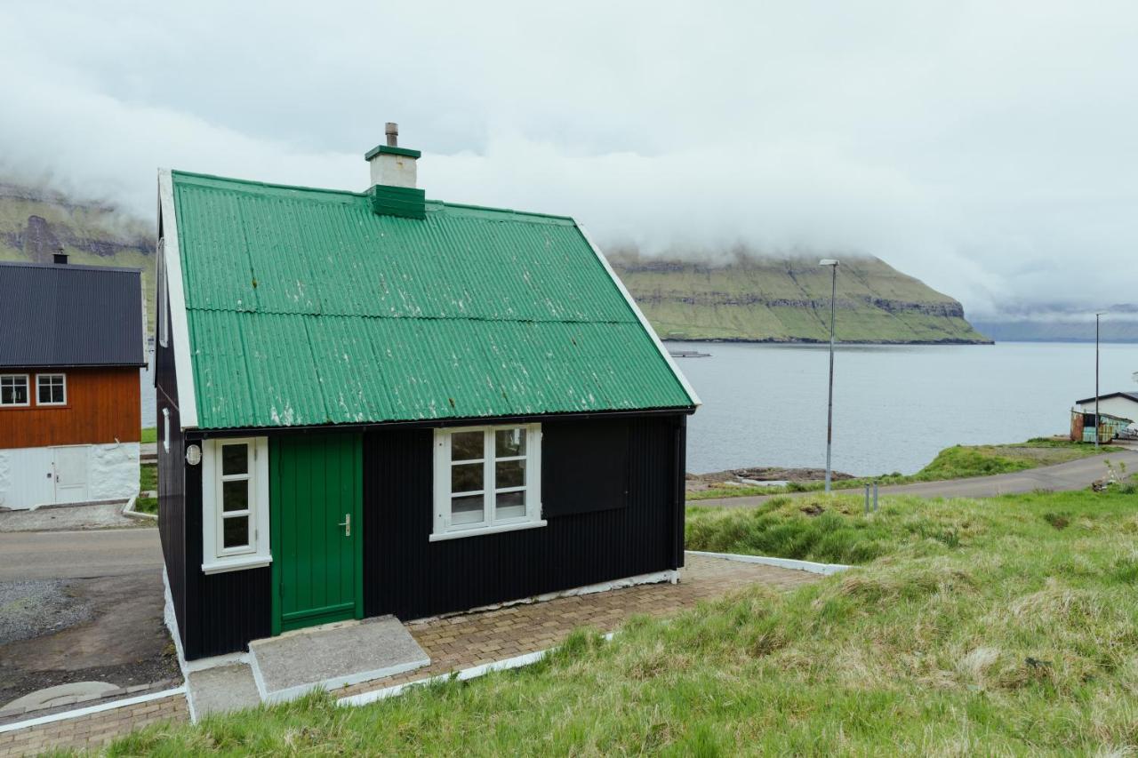 Authentic Faroese House / Unique Location / Nature Hellurnar Экстерьер фото