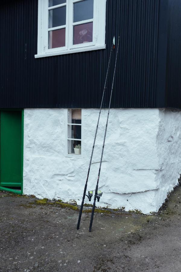 Authentic Faroese House / Unique Location / Nature Hellurnar Экстерьер фото
